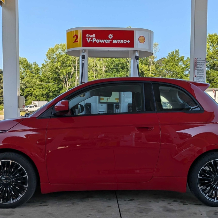 My 2024 Fiat 500e Is So Good At Fixing Itself, I Don't Even Need A Mechanic