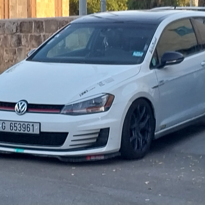 855